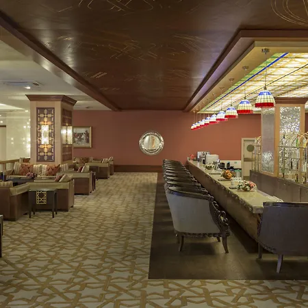 Royal Alhambra Palace אתר נופש 5*