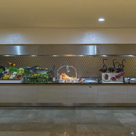 Royal Alhambra Palace אתר נופש 5*