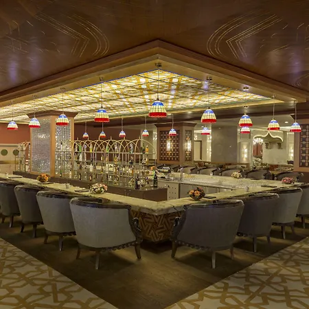 Royal Alhambra Palace 5*