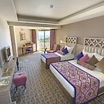 Royal Alhambra Palace Resort