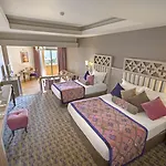 Royal Alhambra Palace Resort Side